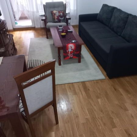Cozy Skopje Retreat 2公寓 外观 照片